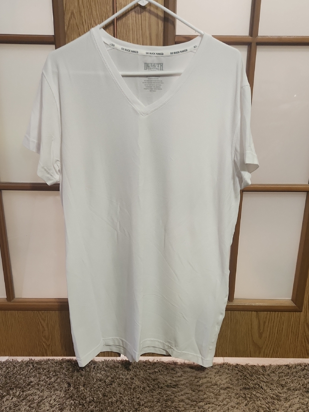Duluth Trading Co Large Men's White V-Neck Go Buck Naked Performance Under Shirt